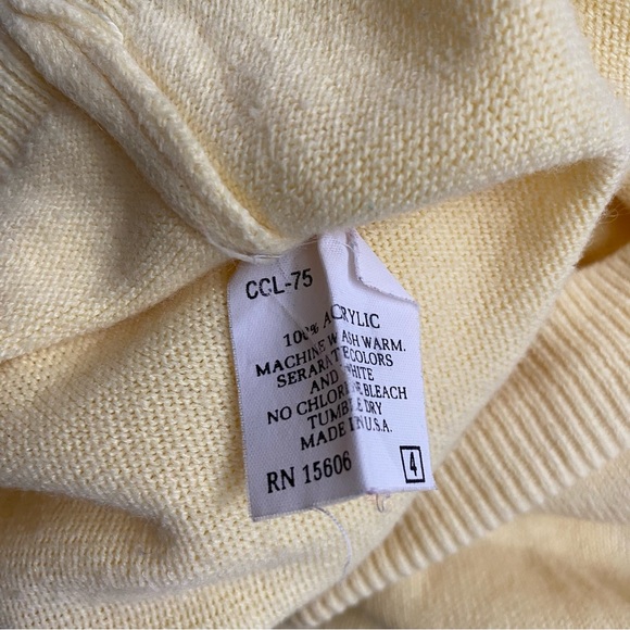 Vintage 1970s Mock Neck Lightweight Sweater - Picture 9 of 11